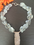 Collier aus blauem Kristallquarz mit 925 Silberplatte